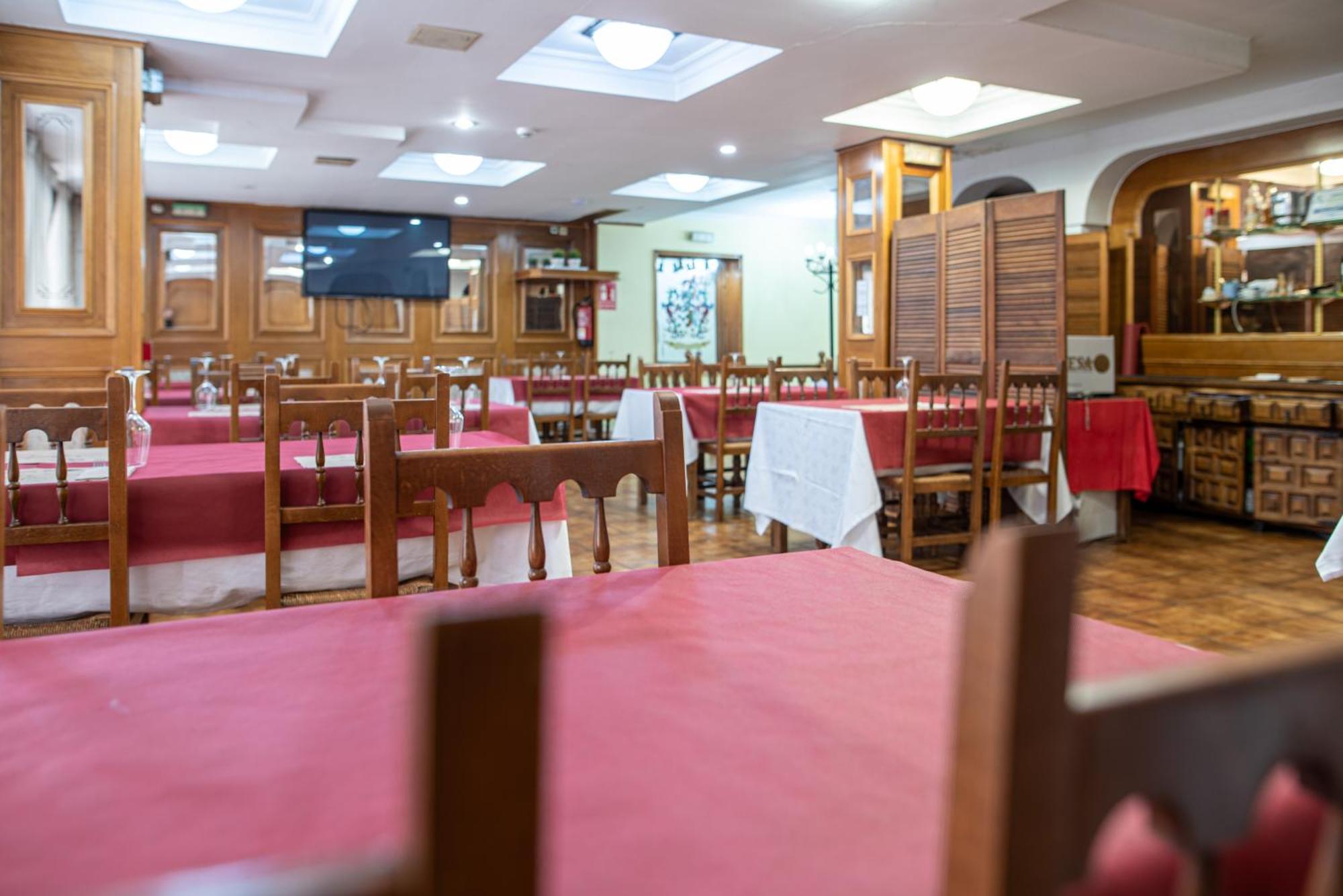Hotel Alda Centro Pontevedra Bagian luar foto